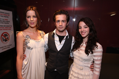 Premiere Photo #2